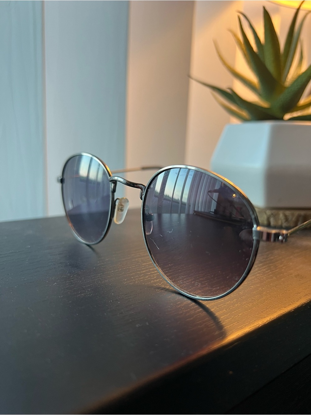 VINTAGE MENS ROUND SUNGLASSES - Picture 3 of 9